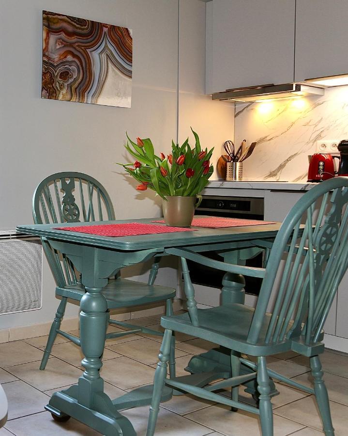 3 Star Surdespine Historic 4 Chateaux Lastours Air Conditioned Exteriér fotografie